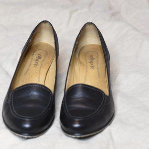Softspots Black Tailored Pumps Sz 8.5